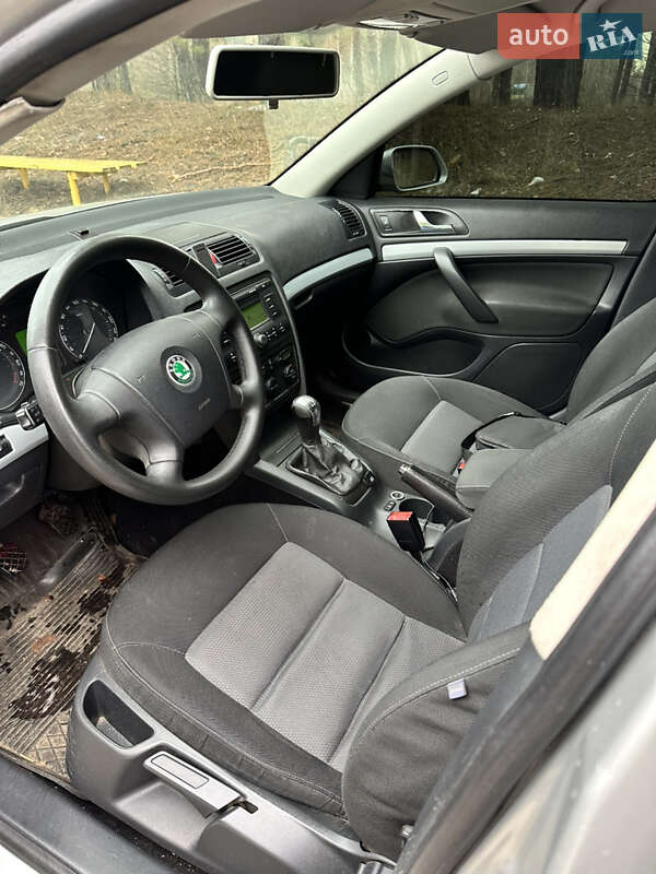 Универсал Skoda Octavia 2007 в Полтаве