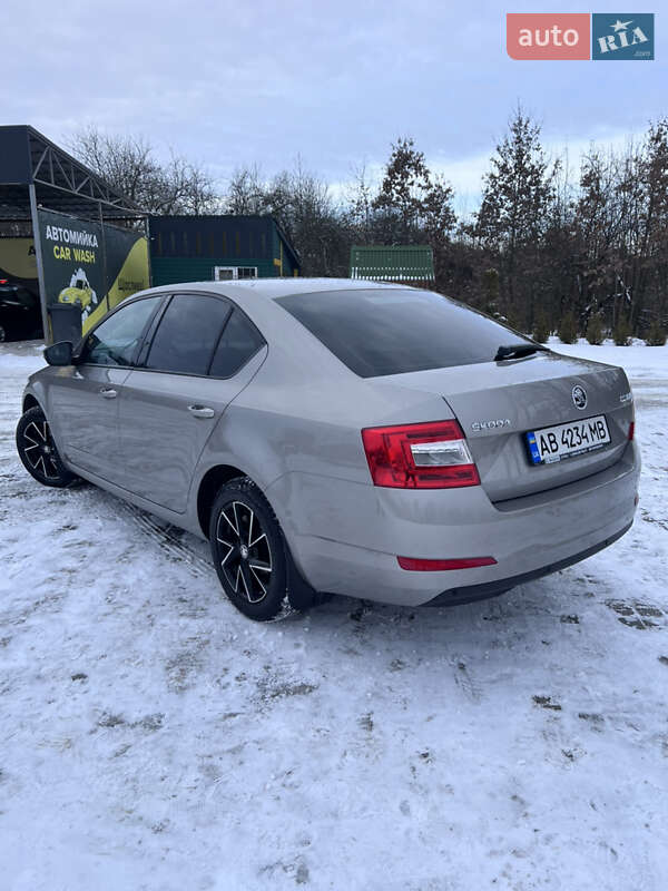 Лифтбек Skoda Octavia 2016 в Виннице