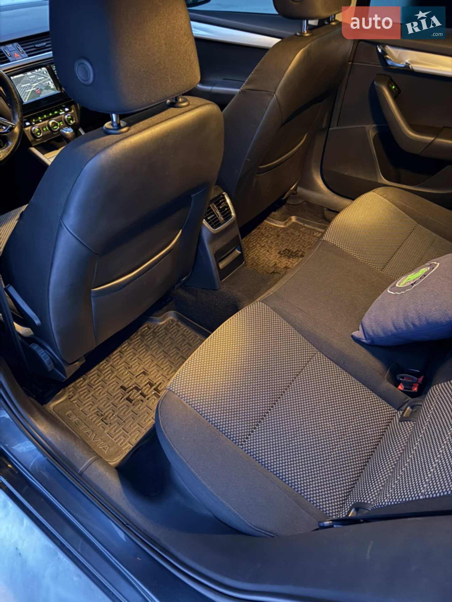 2016 Skoda Octavia - мініатюра 15