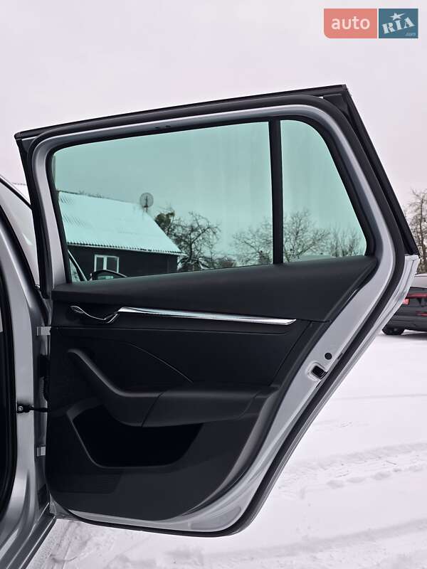 Универсал Skoda Octavia 2022 в Луцке