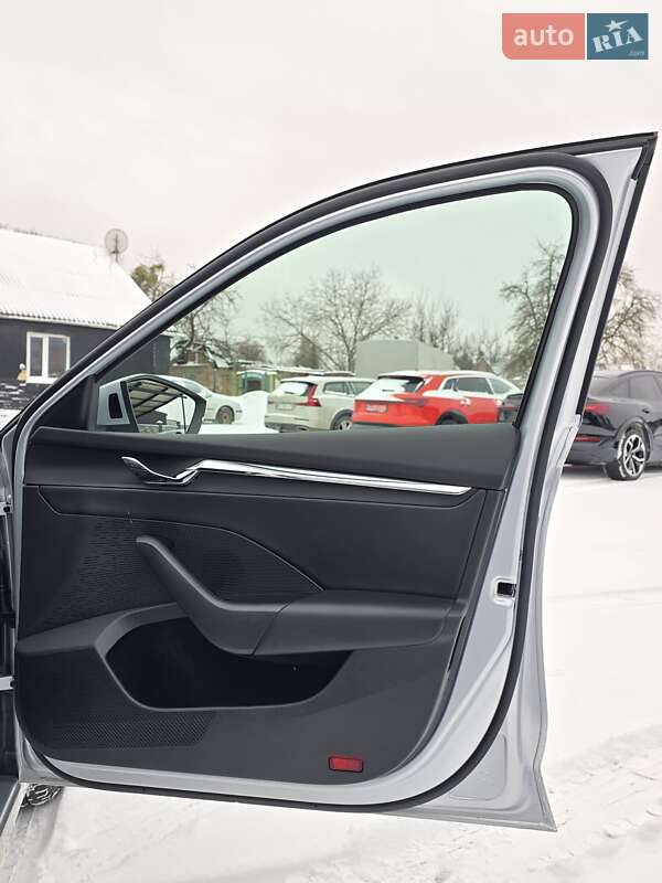 Универсал Skoda Octavia 2022 в Луцке