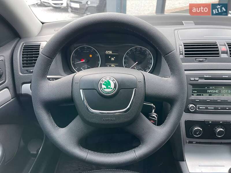 Лифтбек Skoda Octavia 2012 в Киеве