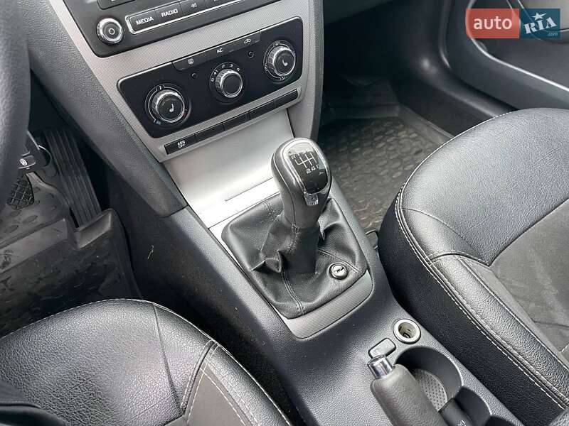 Лифтбек Skoda Octavia 2012 в Киеве