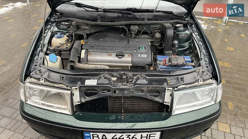 Лифтбек Skoda Octavia 2003 в Врадиевке