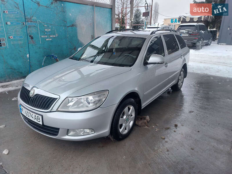 Универсал Skoda Octavia 2012 в Киеве фото 3 Универсал Skoda Octavia 2012 в Киеве