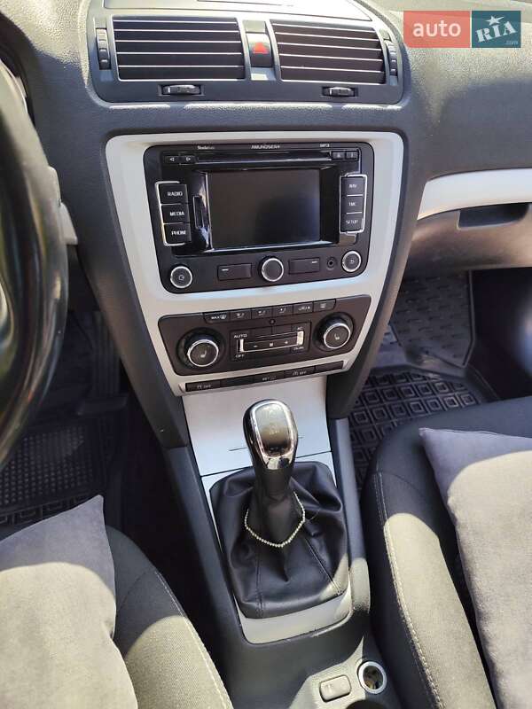 Универсал Skoda Octavia 2013 в Волочиске фото 18 Универсал Skoda Octavia 2013 в Волочиске