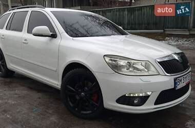 Универсал Skoda Octavia 2010 в Славянске