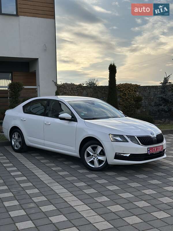 Ліфтбек Skoda Octavia 2018 в Стрию фото 3 Ліфтбек Skoda Octavia 2018 в Стрию