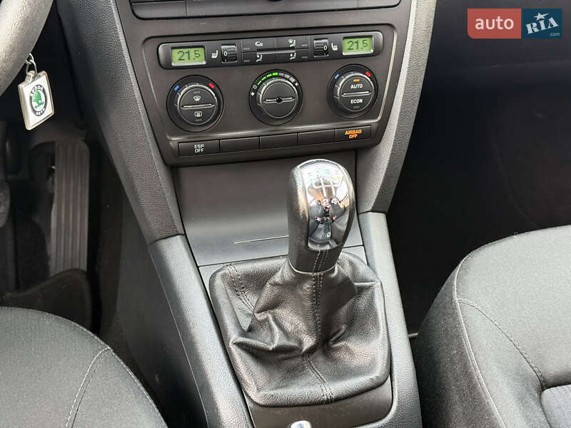 Лифтбек Skoda Octavia 2006 в Николаеве