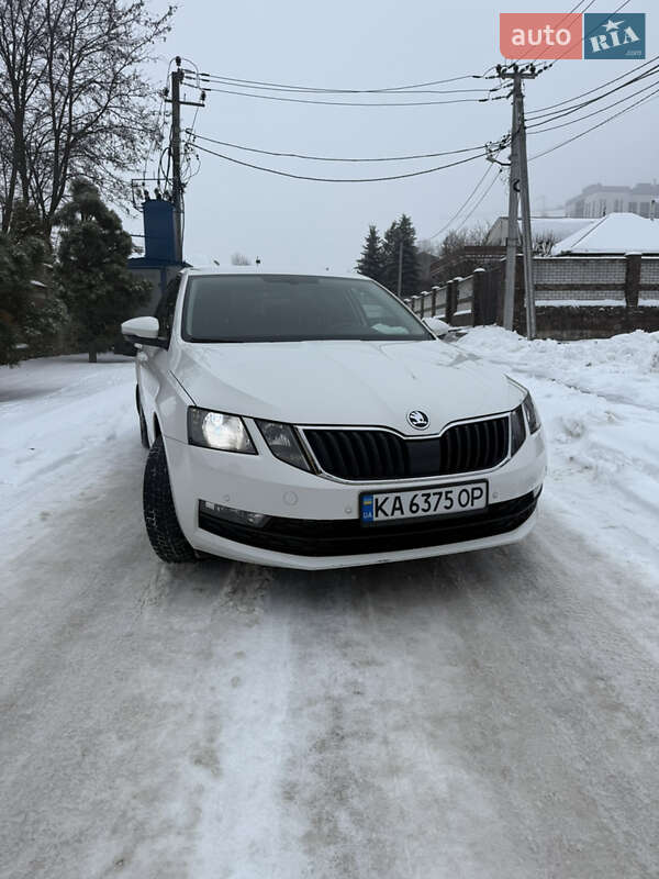 Лифтбек Skoda Octavia 2018 в Киеве