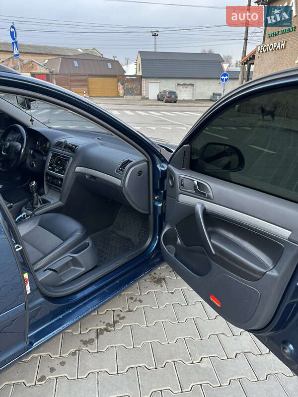 Универсал Skoda Octavia 2012 в Одессе