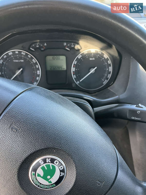 Ліфтбек Skoda Octavia 2006 в Балаклії фото 8 Ліфтбек Skoda Octavia 2006 в Балаклії