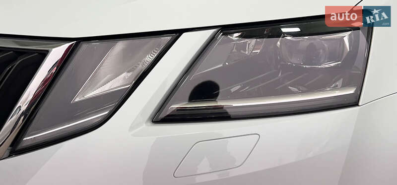 Универсал Skoda Octavia 2019 в Львове