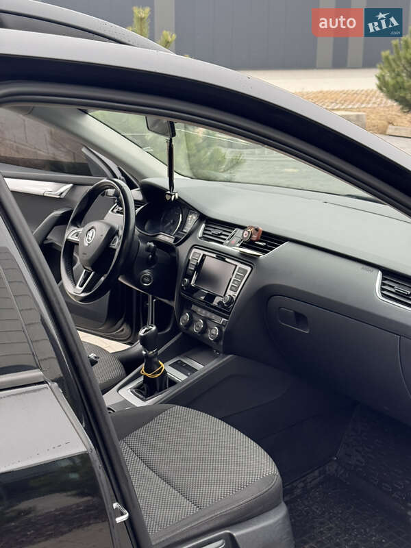 Универсал Skoda Octavia 2016 в Хмельницком