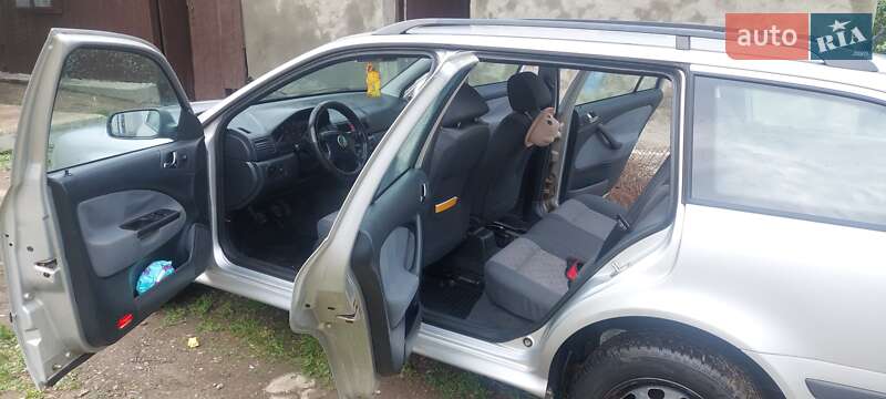 Универсал Skoda Octavia 2003 в Подгайцах