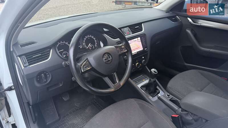 Универсал Skoda Octavia 2019 в Калуше