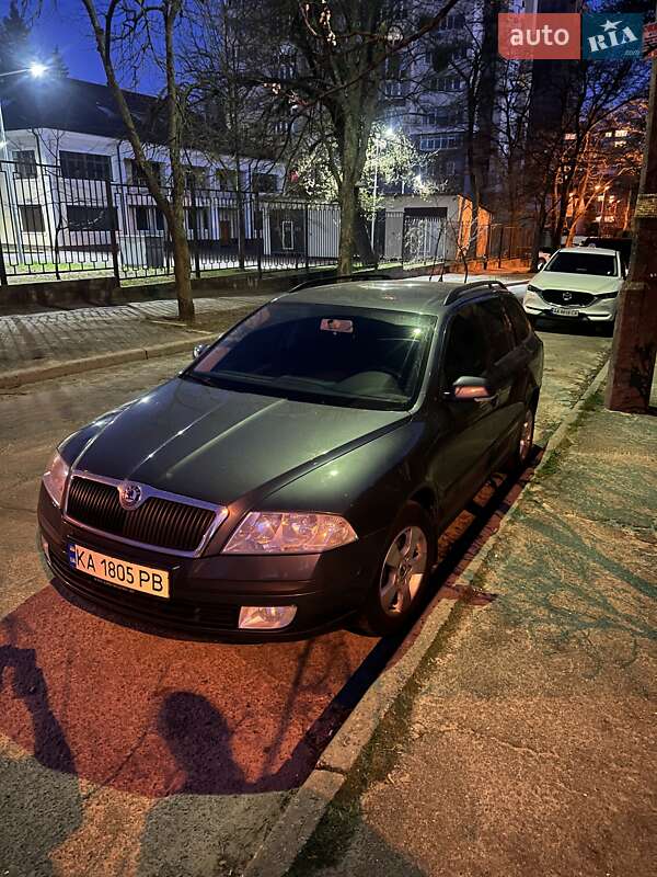 Универсал Skoda Octavia 2008 в Малине