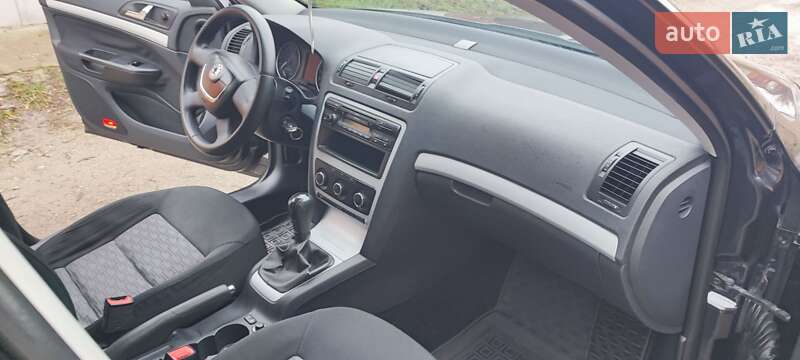 Ліфтбек Skoda Octavia 2010 в Кам'янець-Подільському