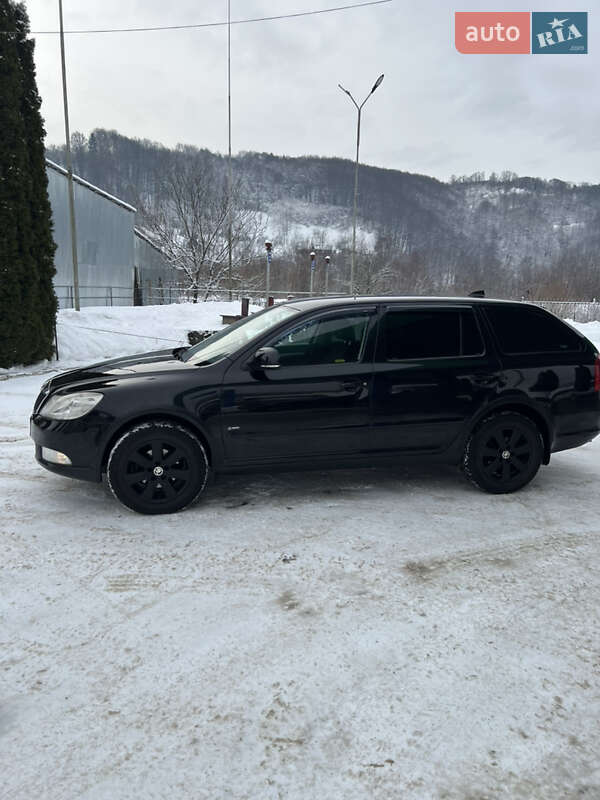 Універсал Skoda Octavia 2009 в Тячеві