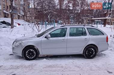 Универсал Skoda Octavia 2012 в Ровно