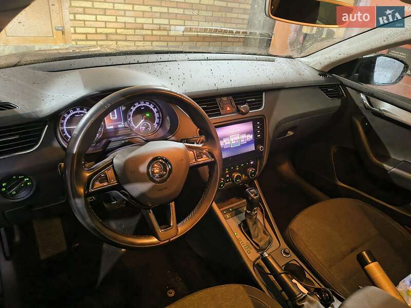 Универсал Skoda Octavia 2020 в Николаеве