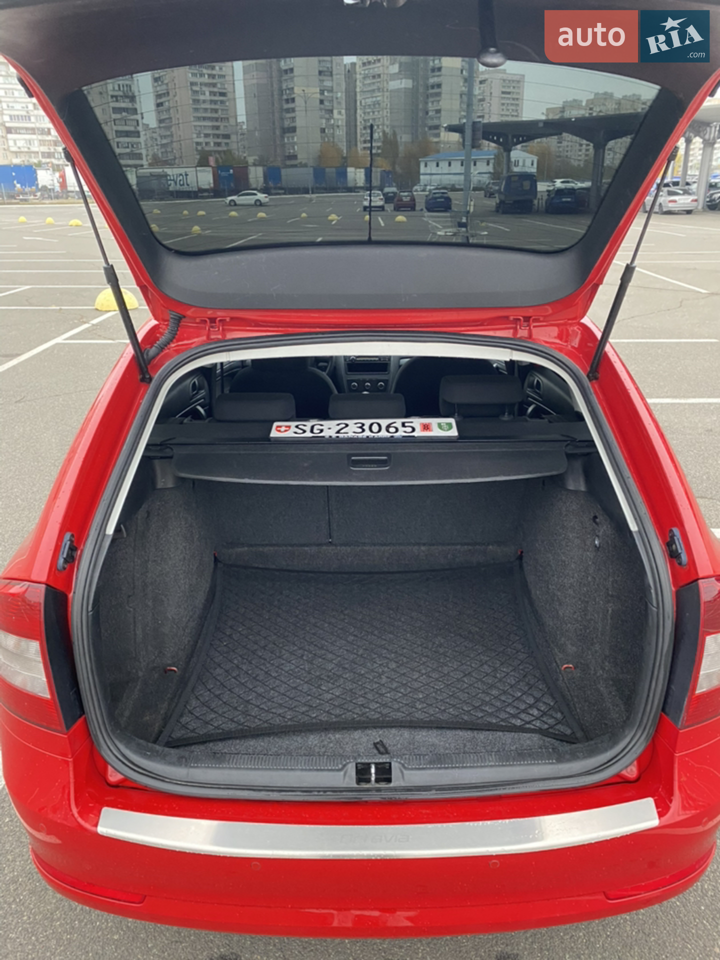 2010 Skoda Octavia - мініатюра 22