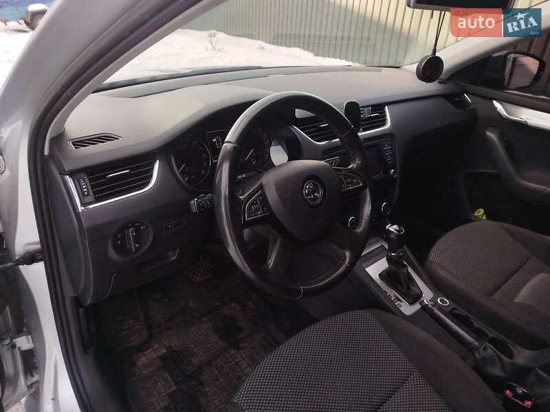 Універсал Skoda Octavia 2013 в Носівці