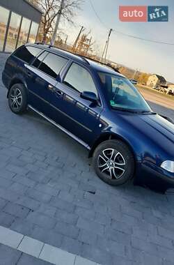 Універсал Skoda Octavia 2004 в Мостиській
