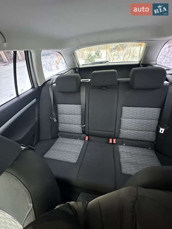 Универсал Skoda Octavia 2009 в Киеве фото 13 Универсал Skoda Octavia 2009 в Киеве