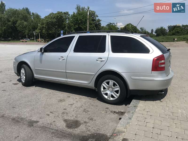 Универсал Skoda Octavia 2006 в Запорожье