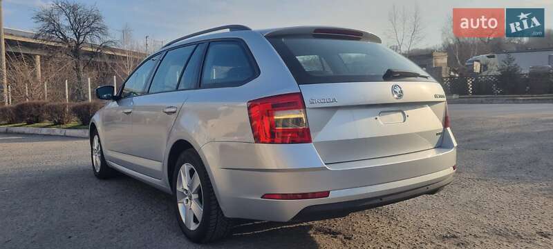 Универсал Skoda Octavia 2019 в Киеве