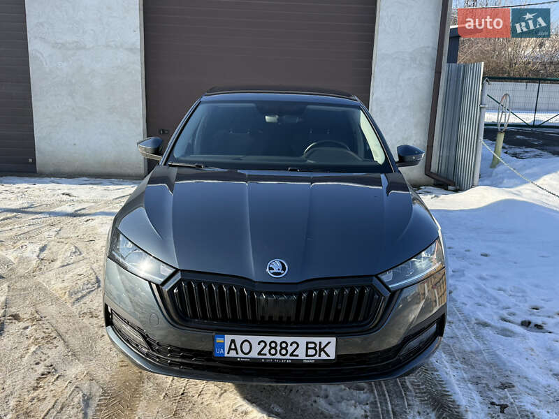 Лифтбек Skoda Octavia 2020 в Ужгороде