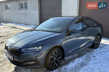 Лифтбек Skoda Octavia 2020 в Ужгороде