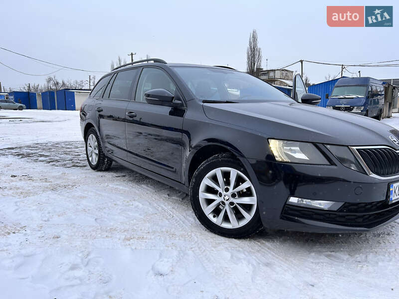 Универсал Skoda Octavia 2018 в Кривом Роге