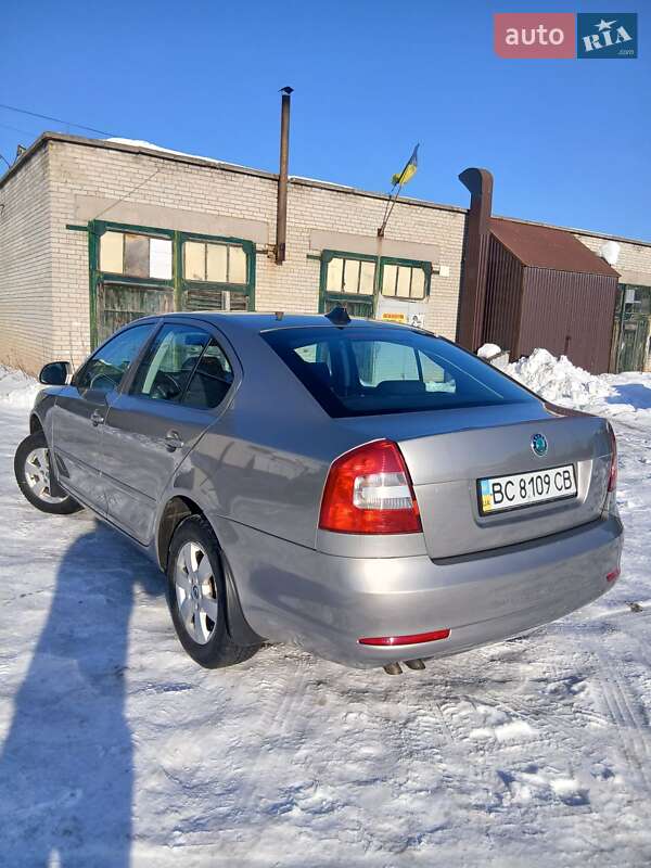 Лифтбек Skoda Octavia 2009 в Калуше