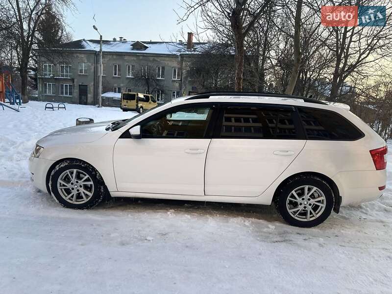 Универсал Skoda Octavia 2013 в Дрогобыче