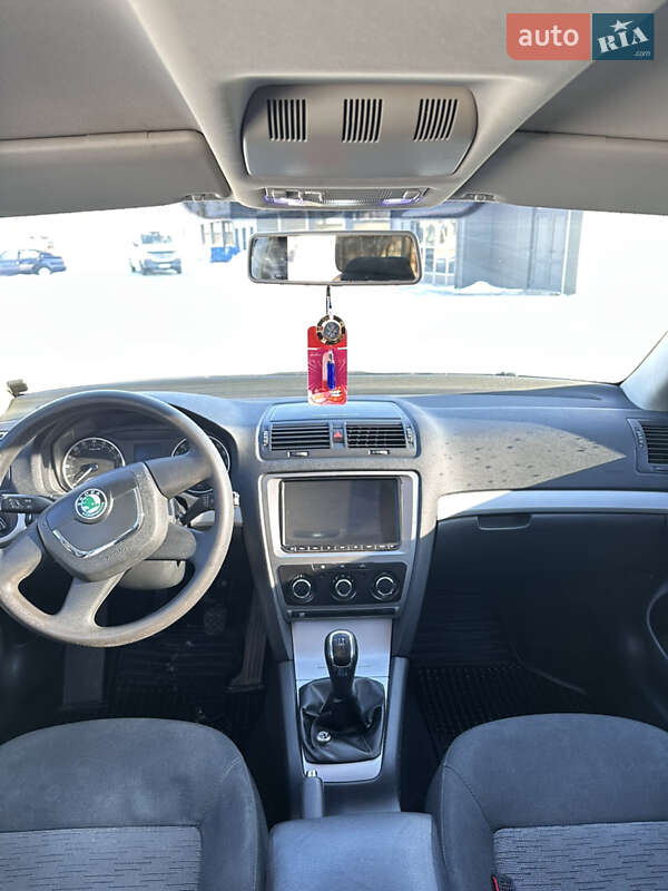 Лифтбек Skoda Octavia 2011 в Дрогобыче фото 10 Лифтбек Skoda Octavia 2011 в Дрогобыче