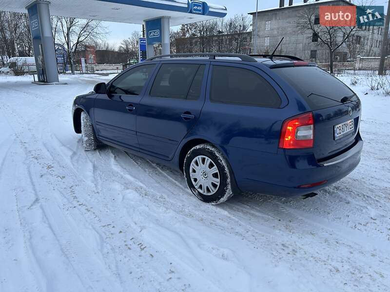 Универсал Skoda Octavia 2011 в Чернигове