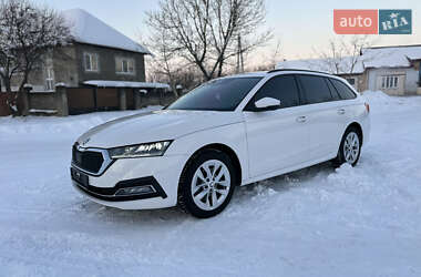 Універсал Skoda Octavia 2021 в Хусті