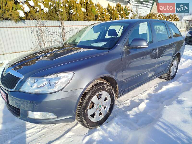 Универсал Skoda Octavia 2009 в Дунаевцах