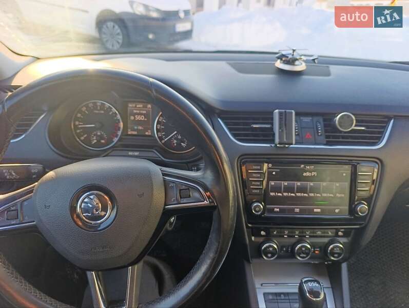 Универсал Skoda Octavia 2015 в Ровно