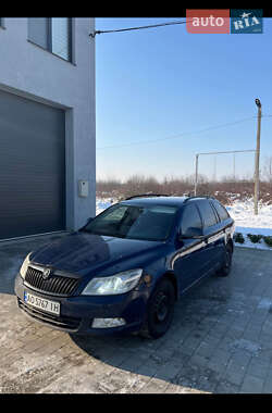 Універсал Skoda Octavia 2012 в Виноградові
