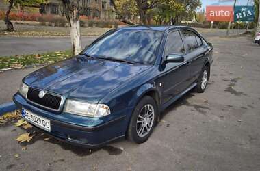 Лифтбек Skoda Octavia 1998 в Никополе