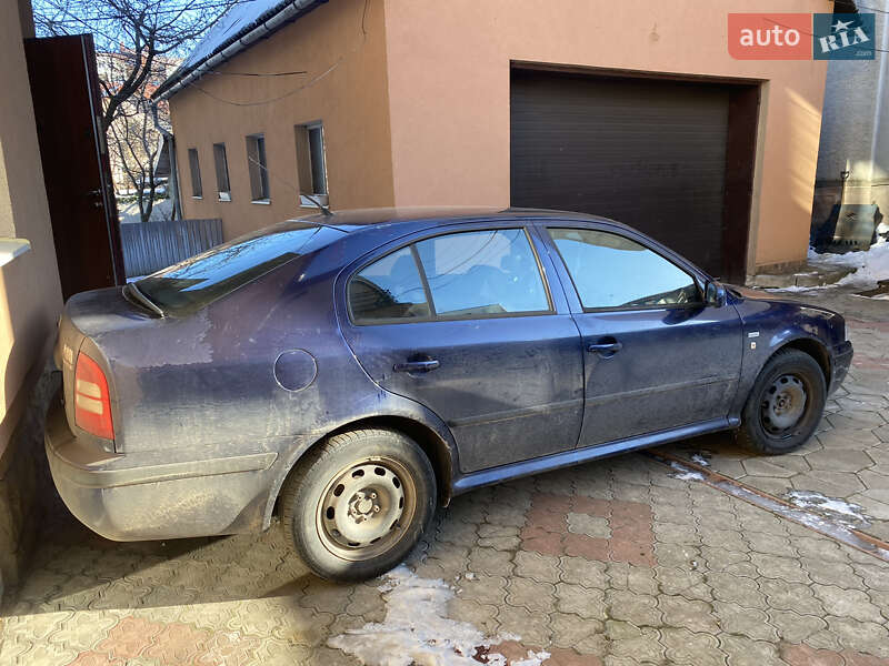 Лифтбек Skoda Octavia 2004 в Ивано-Франковске