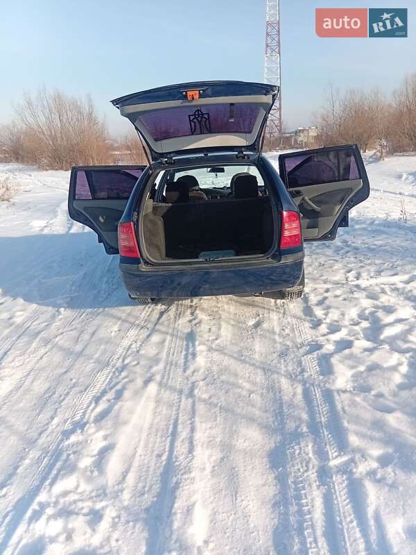 Універсал Skoda Octavia 2002 в Делятині