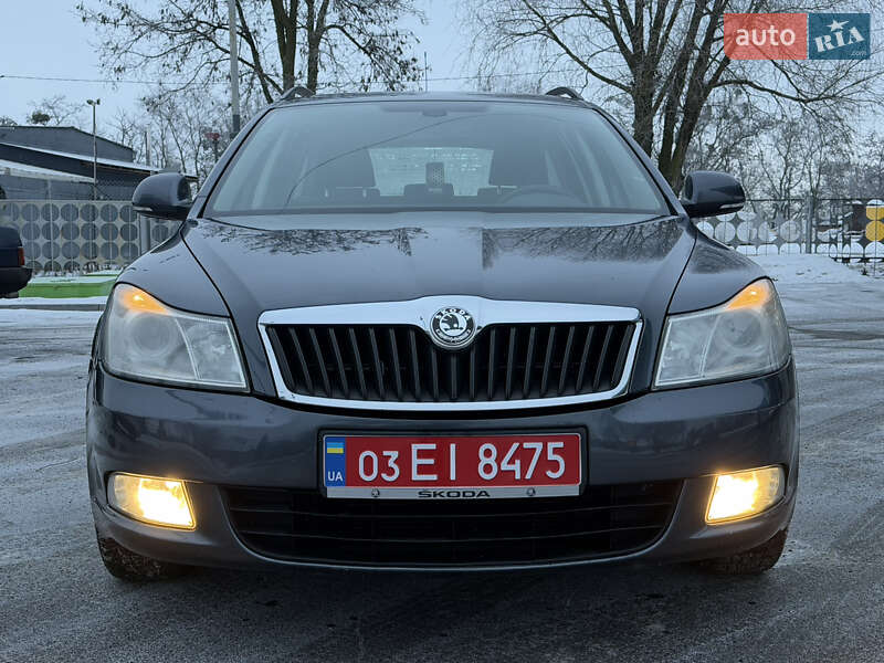 Универсал Skoda Octavia 2010 в Лубнах