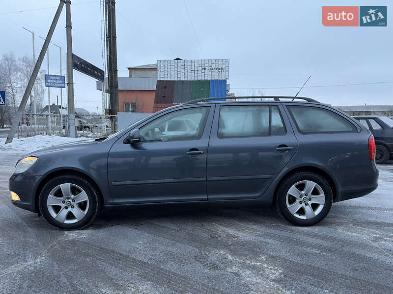 Универсал Skoda Octavia 2010 в Лубнах