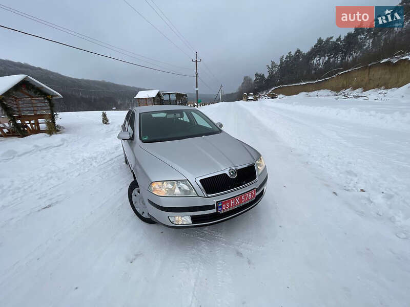Лифтбек Skoda Octavia 2005 в Теребовле