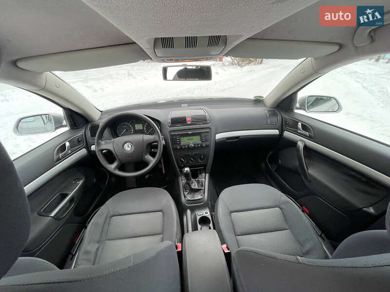 Лифтбек Skoda Octavia 2005 в Теребовле