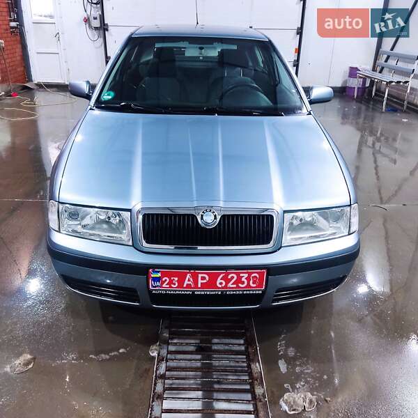 Лифтбек Skoda Octavia 2003 в Хмельницком